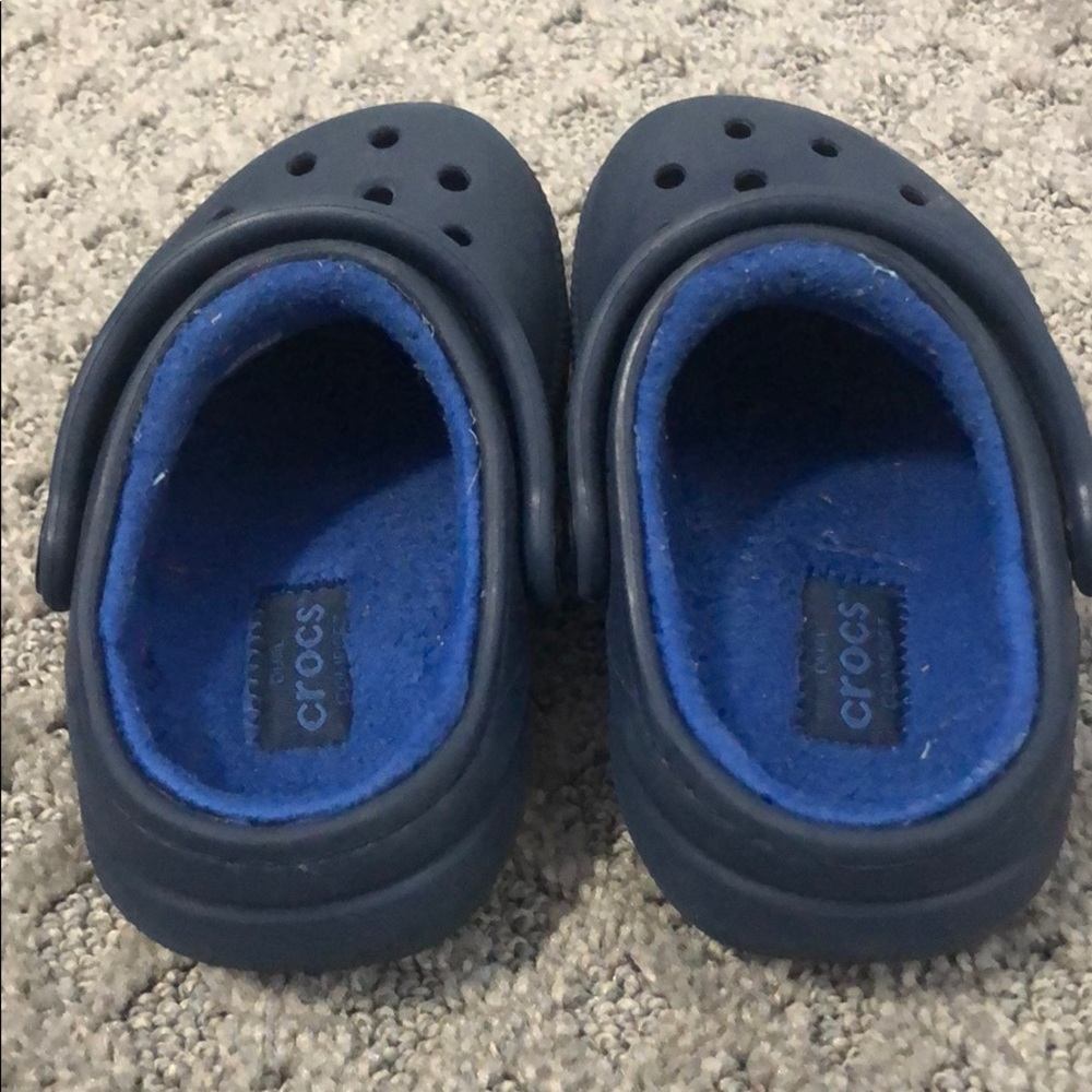 Toddler Crocs (lined) - Picture 3 of 5